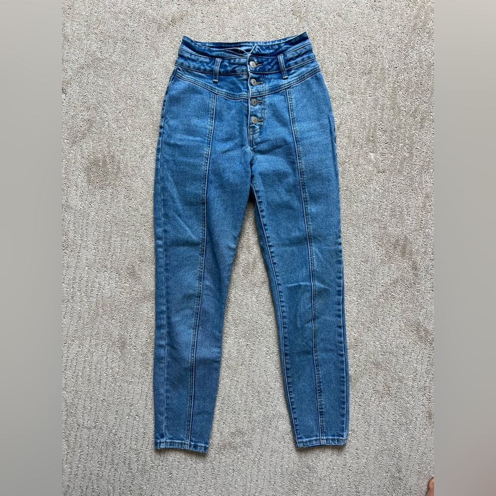 Forever 21 High Rise Tapered Leg Mom Jeans